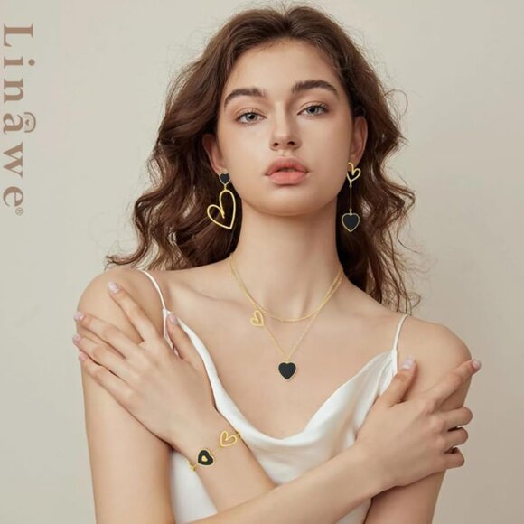 Elegant Pink and Red Heart Dangle Earrings for Women, Trendy Asymmetrical Design - Picture 3 of 3